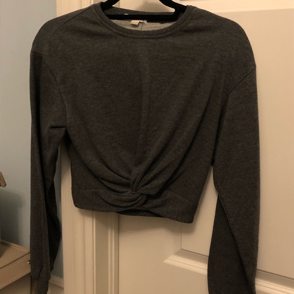Garage grey sweatshirt with front knot 🐨 - Picture 2 of 2